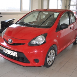 Toyota Aygo, klima, servo